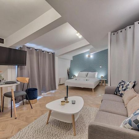 Appartement Renove Proche Arc Triomphe - 2P Paris Bagian luar foto